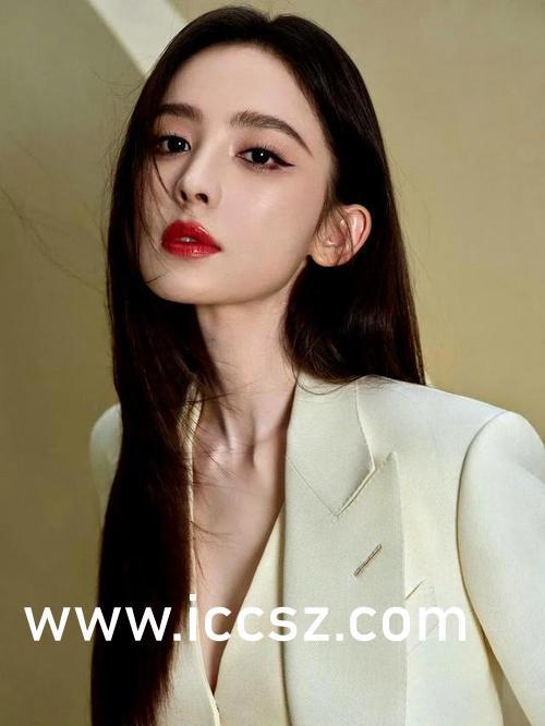 最新黑料吃瓜爆料软件下载,下载体验，一网打尽娱乐圈风云  第3张