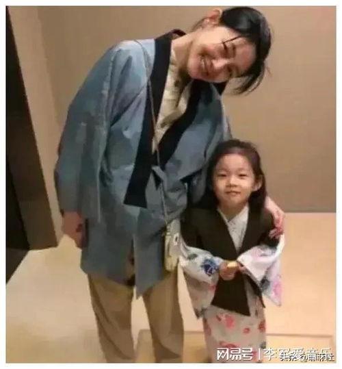 娱乐圈新瓜爆料视频,揭秘明星背后的惊人真相! 第2张 娱乐圈新瓜爆料视频,揭秘明星背后的惊人真相! 第2张