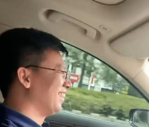 女儿爆料爸妈对话视频在线观看,家庭温馨瞬间引网友热议