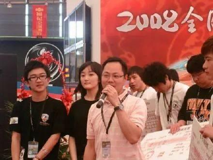 娱乐圈吃瓜背景图女男  第3张