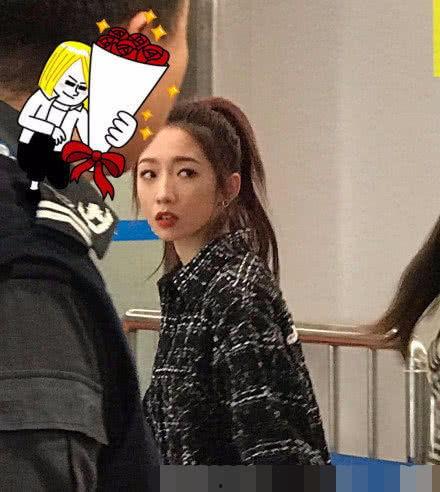 成员爆料孟美岐视频,揭秘偶像背后的真实瞬间