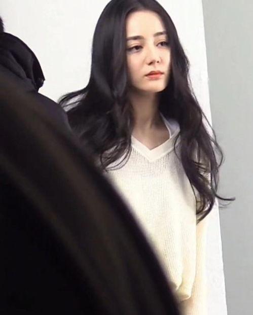 娱乐圈吃瓜热巴是谁啊,热巴的瓜田奇遇记 第2张 娱乐圈吃瓜热巴是谁啊,热巴的瓜田奇遇记 第2张