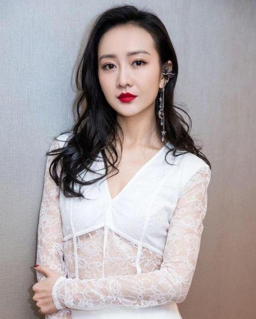 狗仔爆料王鸥妈妈视频,王鸥妈妈视频引发热议 第3张 狗仔爆料王鸥妈妈视频,王鸥妈妈视频引发热议 第3张